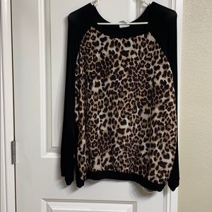 Black and leopard top
